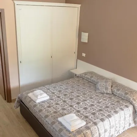 La Follonella Bed & Breakfast
